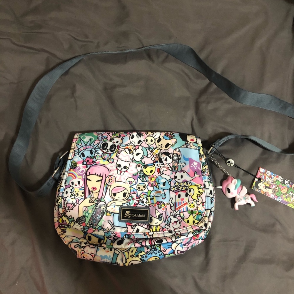 Tokifoki crossbody bag